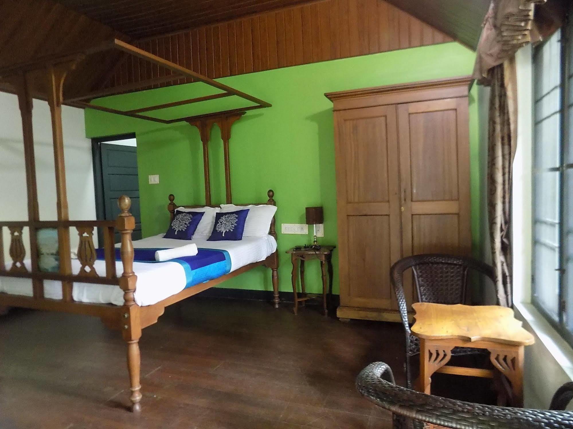 Elphinstone Residency Bed & Breakfast Kochi Exterior foto