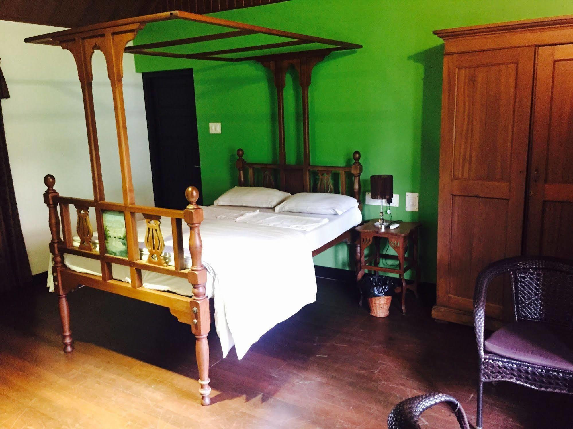 Elphinstone Residency Bed & Breakfast Kochi Exterior foto
